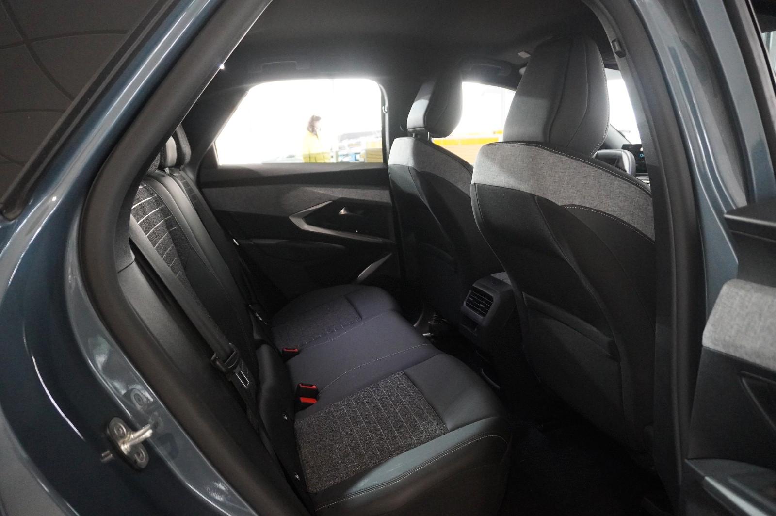 Peugeot 3008 Hybrid 145 ALLURE E-DSC NAVI/LED/360°/SPORT