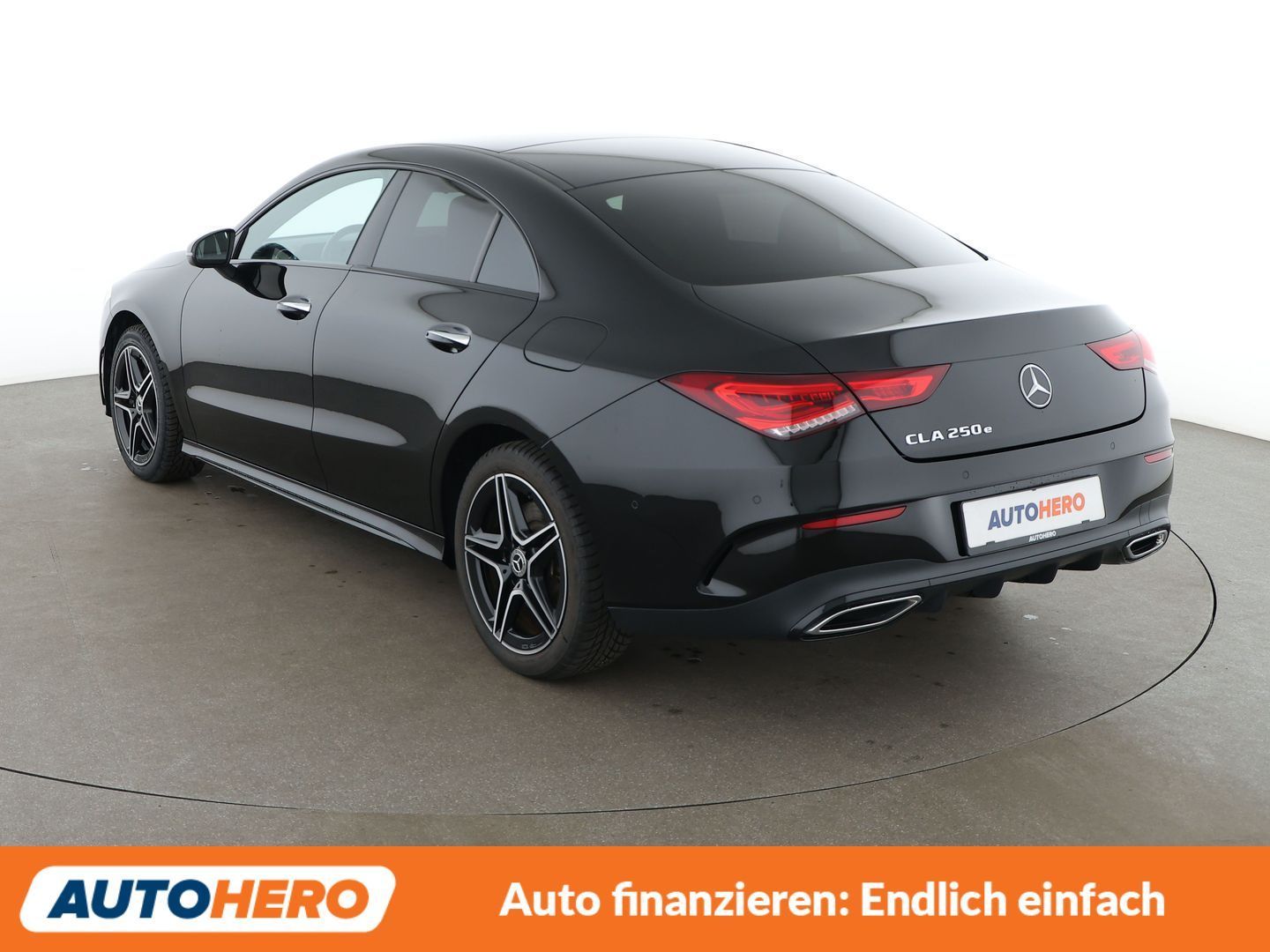 Mercedes-Benz CLA 250e AMG Line Aut. NAVI LED CAM PDC TEMPO foto 4