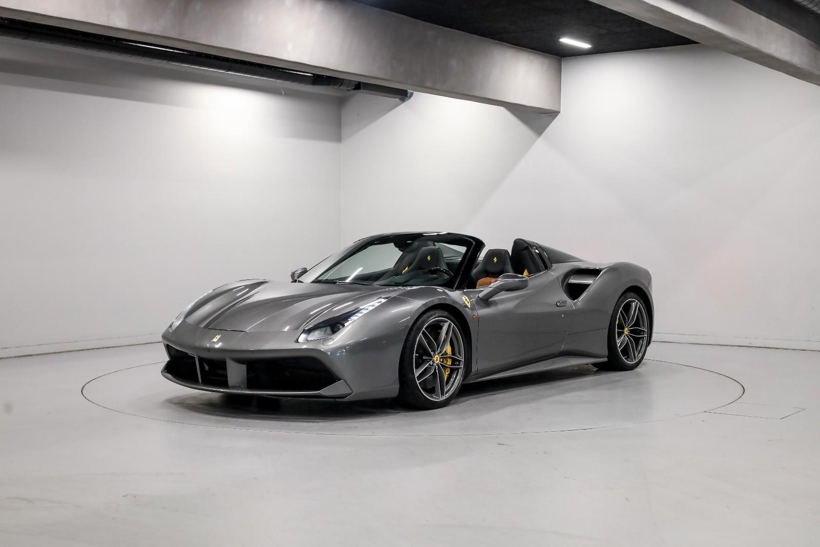 Ferrari 488 Spider