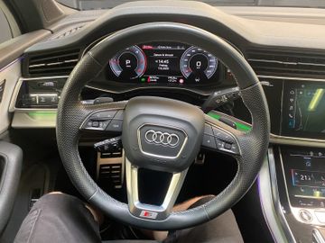 Audi Q7 - 11