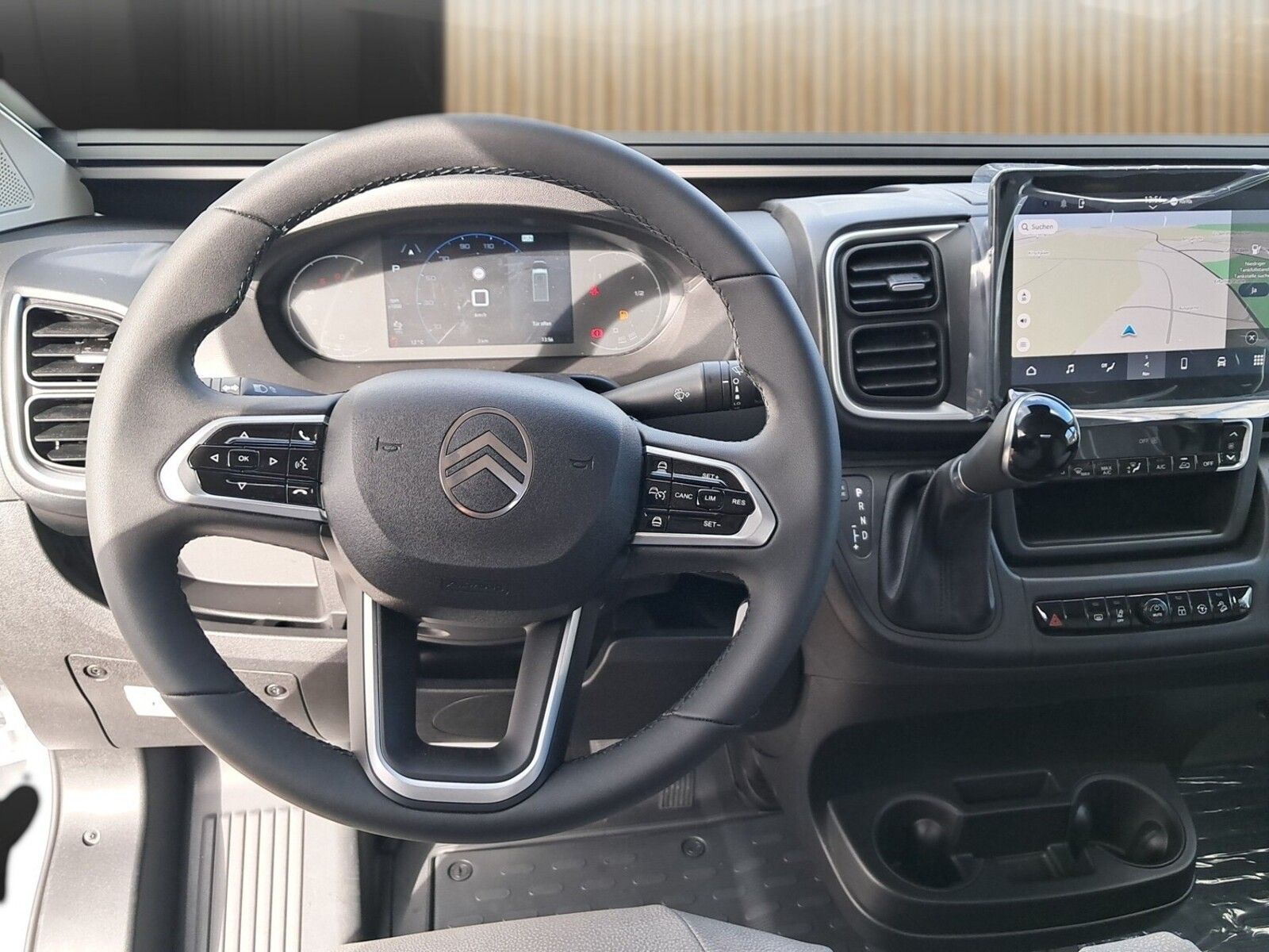 Fahrzeugabbildung Pössl Summit Shine 600 Citroen 140 PS Lithium,Solar