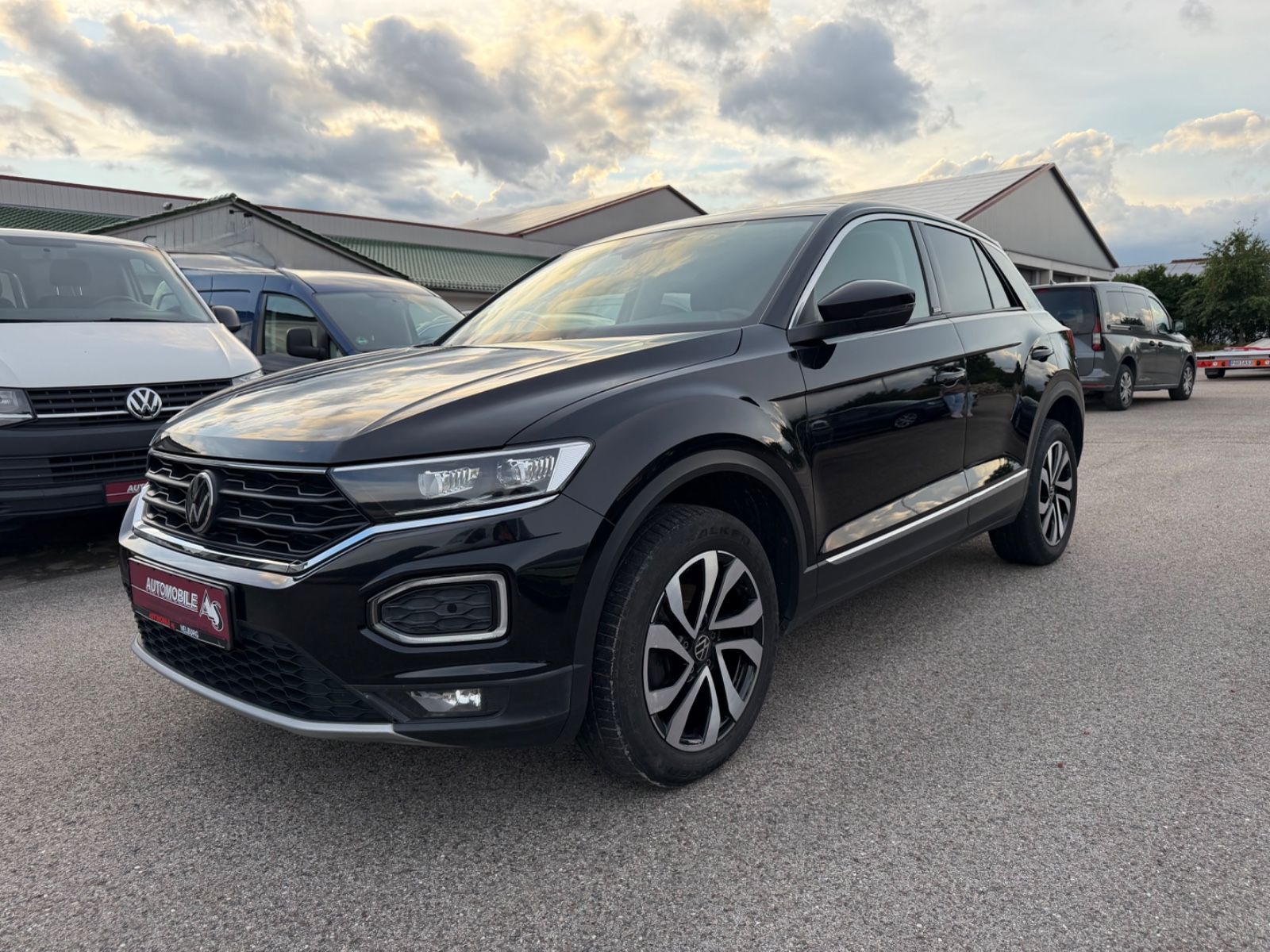 VW T-Roc Active DSG *Navi*Kamera*