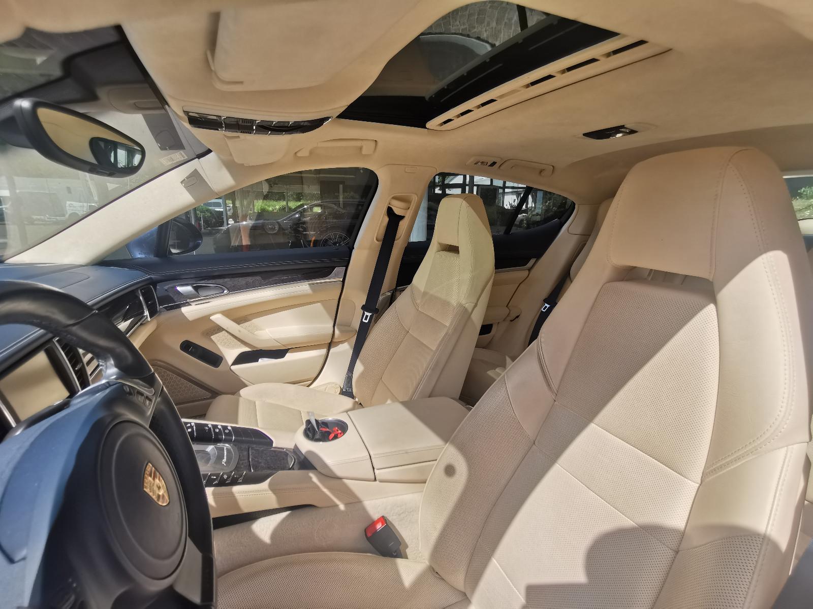 Porsche Panamera Turbo AHK Chauffeur MwSt.