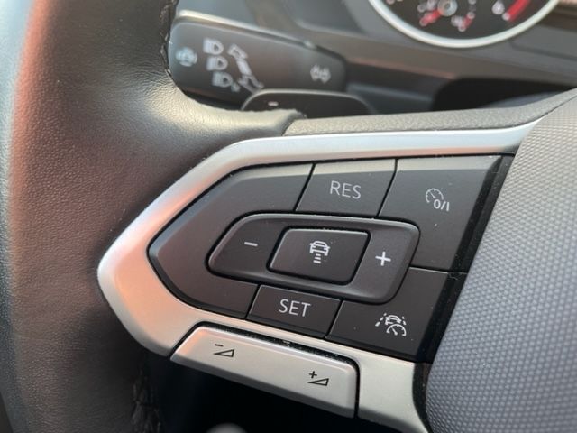 Tiguan 2.0 TDI DSG ACTIVE NAVI AHK LED Kamera Te