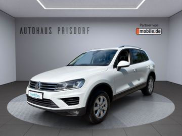 Volkswagen Touareg - 1