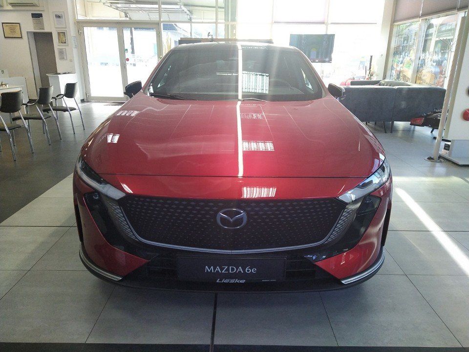 Mazda 6e