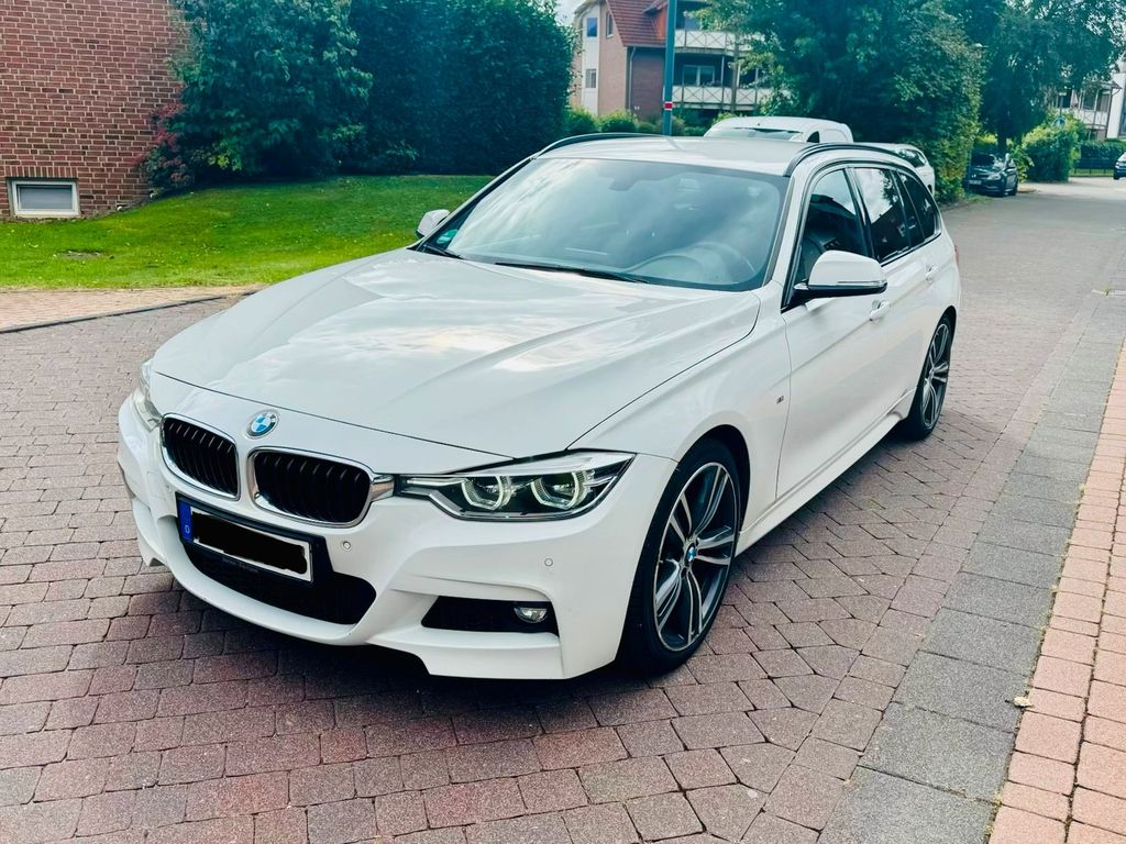 Image of BMW 320