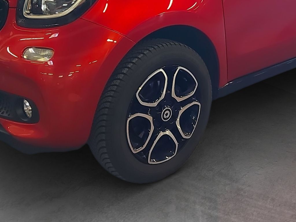 Fahrzeugabbildung Smart SMART FORFOUR 1.0 Passion Sitzheiz. Pano Klima