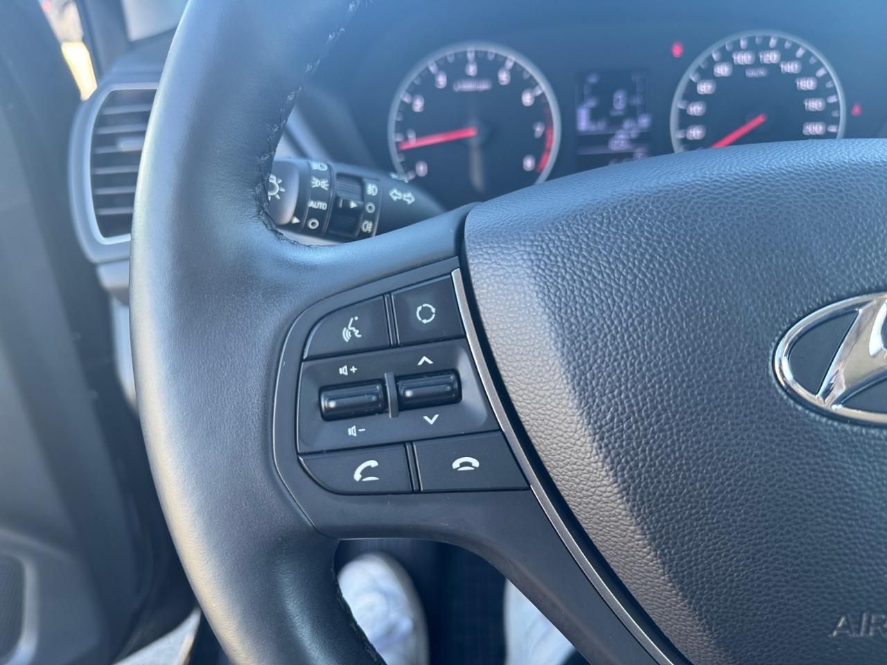 Fahrzeugabbildung Hyundai i20 TREND KAMERA*SHZ*LHZ*CARPLAY*KLIMA*PDC*RADIO