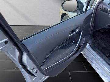 Toyota Corolla - 12