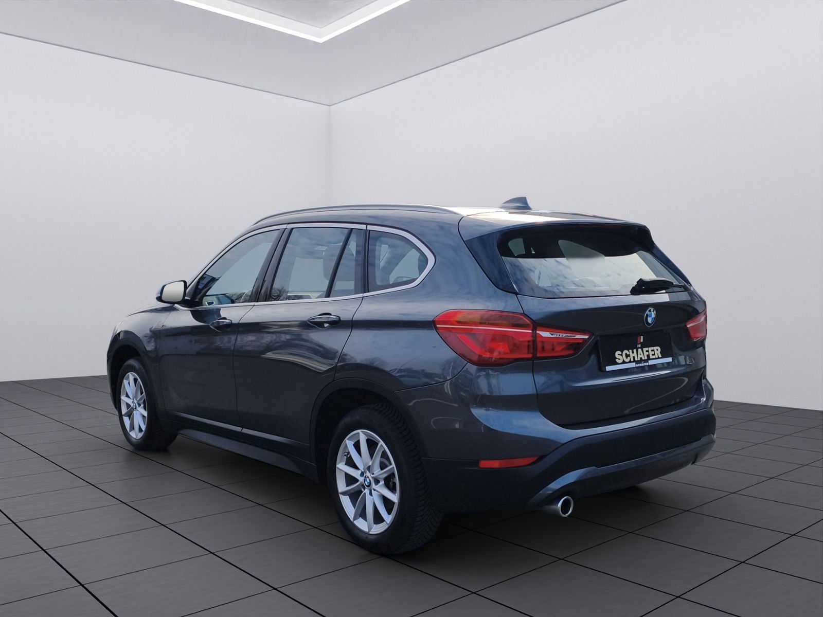 BMW X1 sDrive 18 i Aut. Advantage/SHZ/Einparkhilfe v foto 4