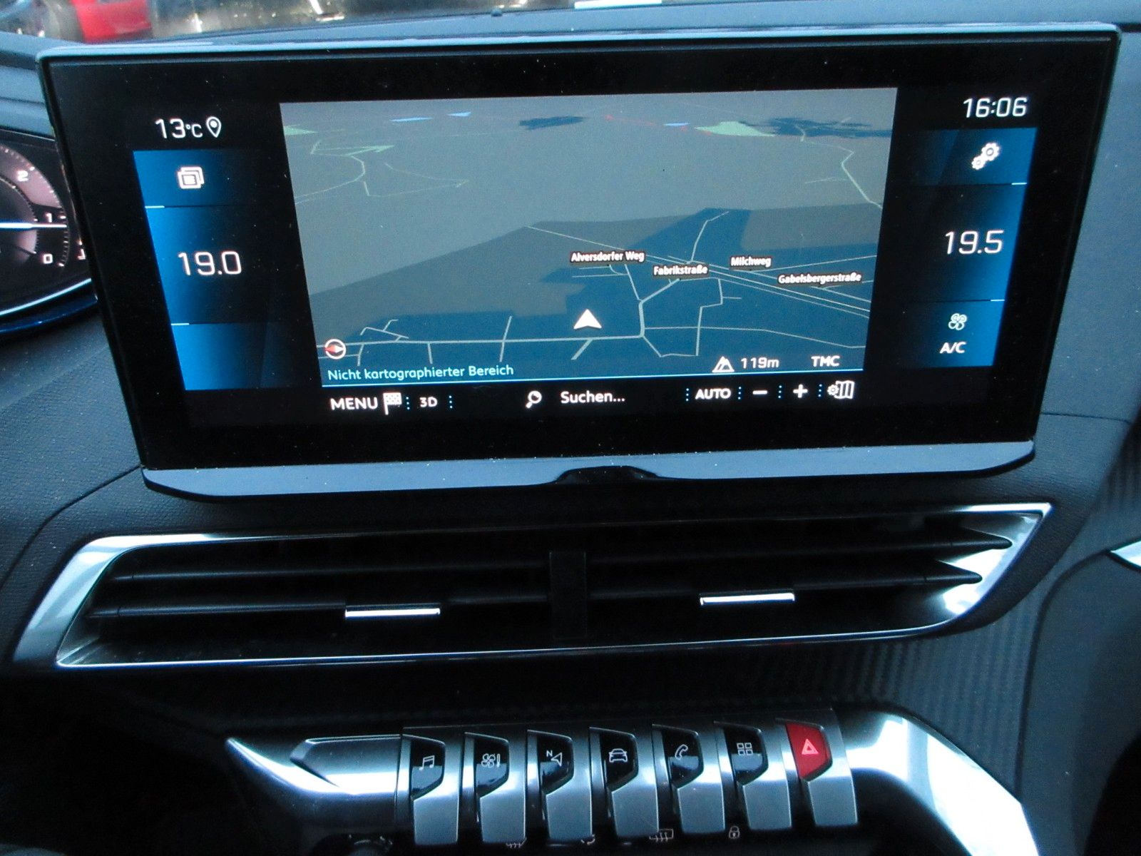 Fahrzeugabbildung Peugeot 5008 Allure 1.5D LED/NAVI/R´CAM/PDC/7-SITZ