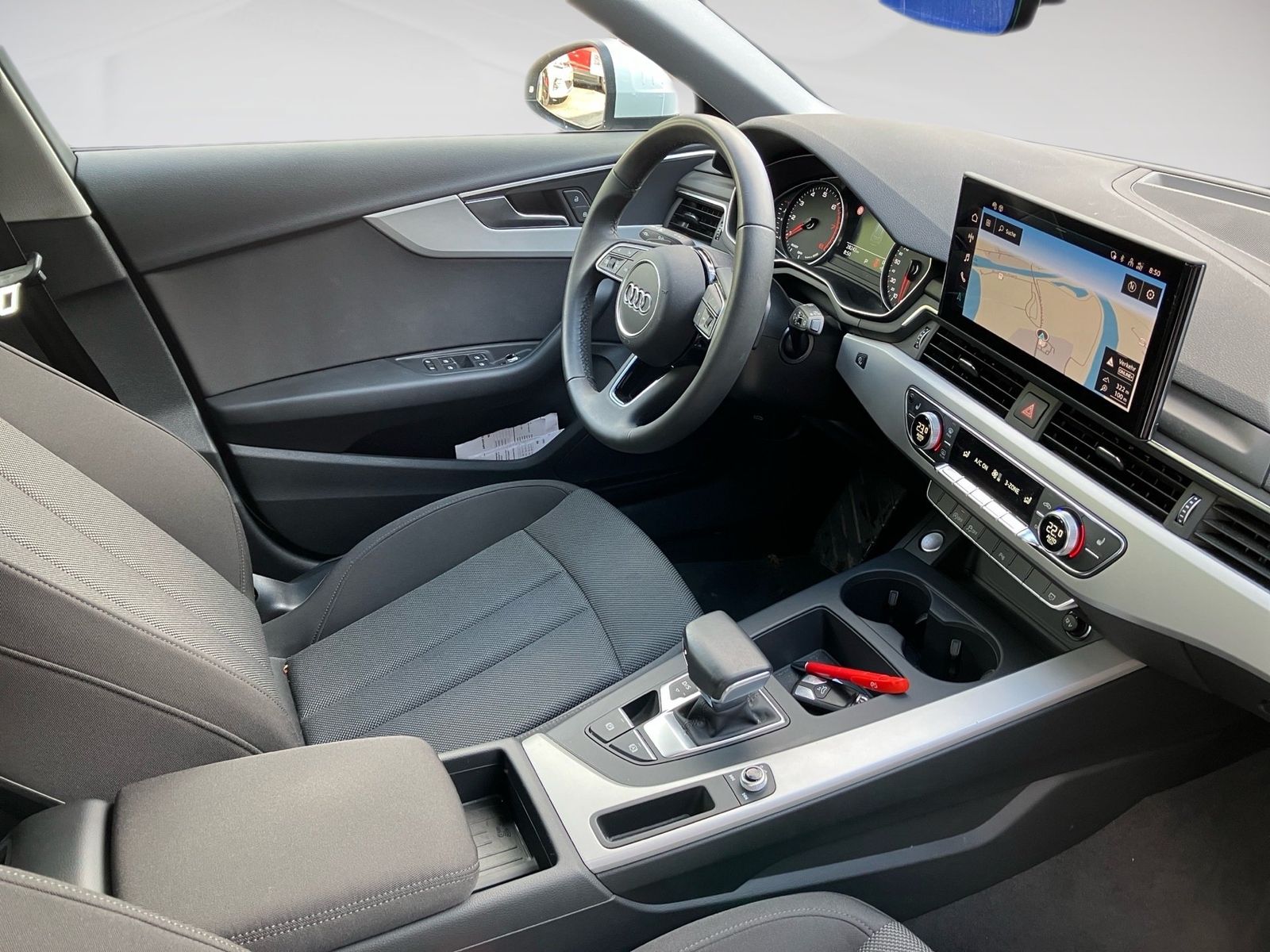 Audi A4 - Bild 8