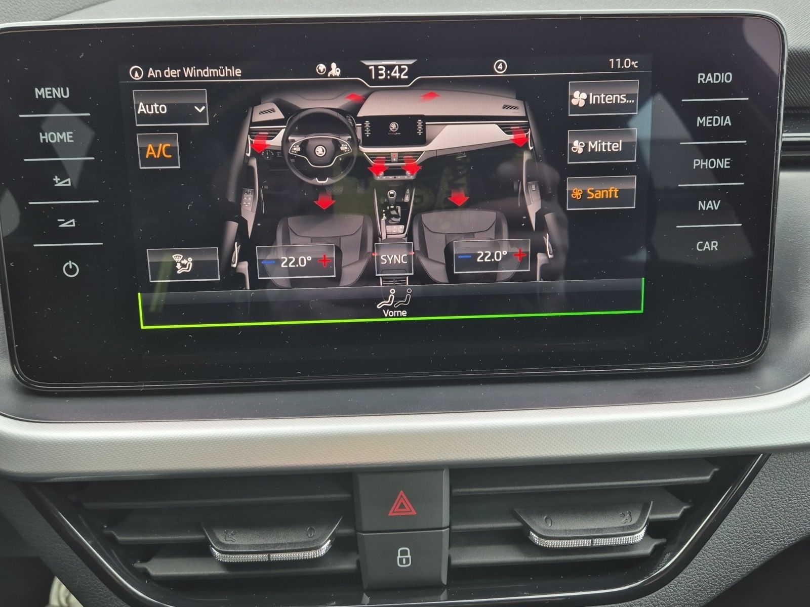 Fahrzeugabbildung SKODA Kamiq TSI Ambition DSG LED Navi GRA RFK SH