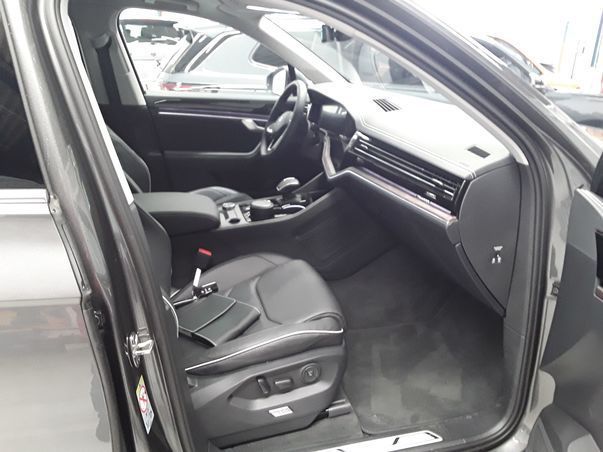 Volkswagen Touareg - Bild 6