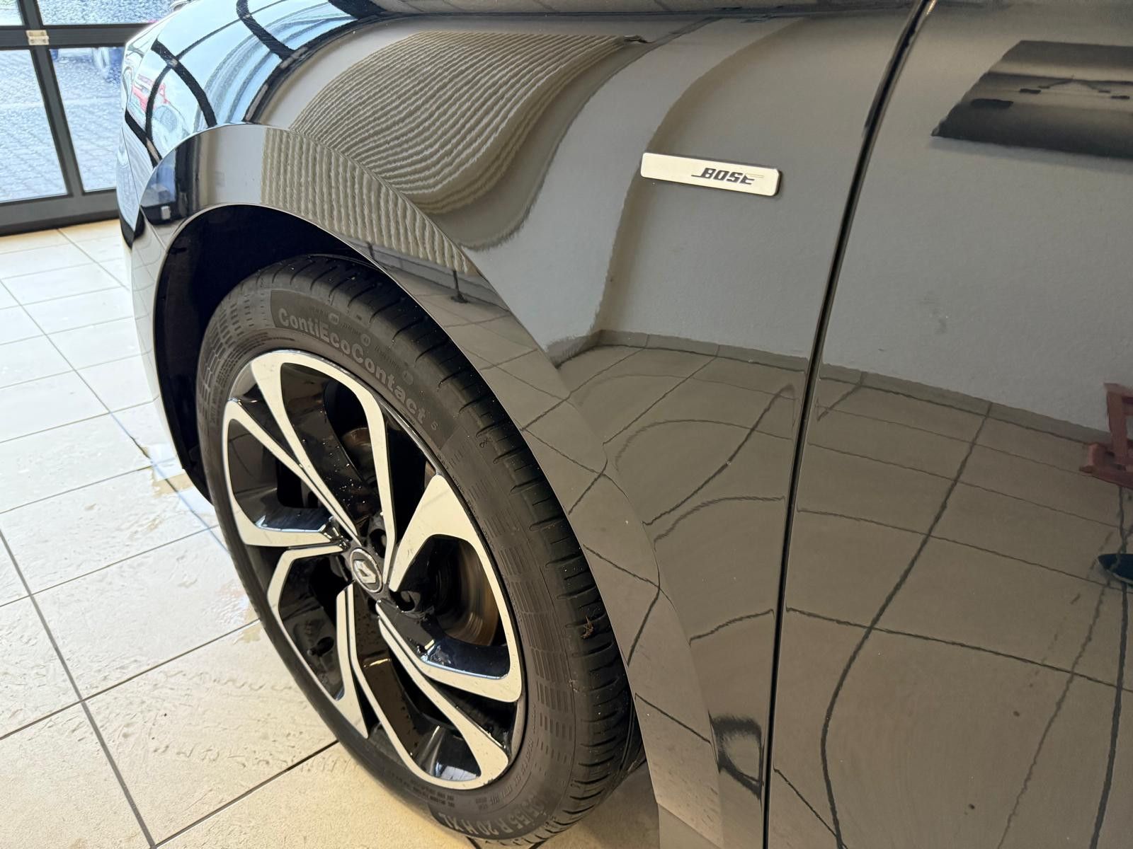 Fahrzeugabbildung Renault Scenic ENERGY dCi 160 EDC Bose Edition/ 7.SITZER