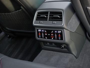 صورة مصغرة 17 لـ 2025 AUDI RS6