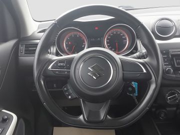 Fotografie 11 des Suzuki Swift Freisprech Zentralveriegelung E-Fenster