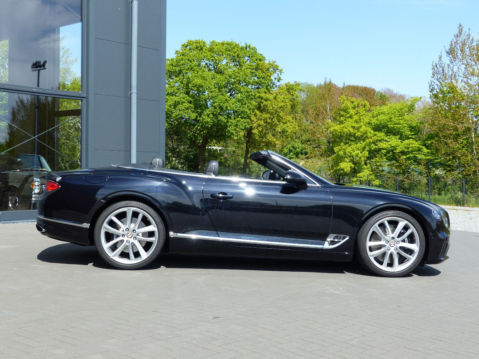 Fahrzeugabbildung Bentley Continental GTC  100 Years O.W.Bentley Edition