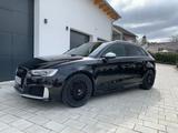 Audi RS3 2.5 TFSI S tronic quattro Sportback TOP - Audi RS3: Schwarz