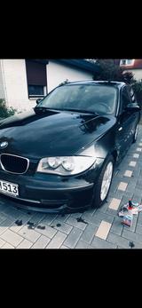 BMW 1er schwarz HU/ AU bis 2027 - BMW aus 2008: 1er