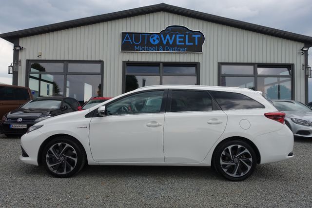 Toyota Auris Touring Sports 1.8 Hybrid Aut.NAVI KAM APP