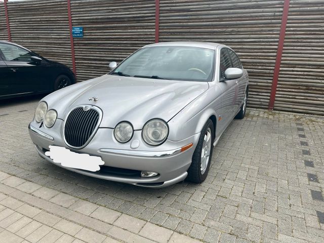 Jaguar S-Type 4.2 L V8 Executive Volleder Sitzheizung