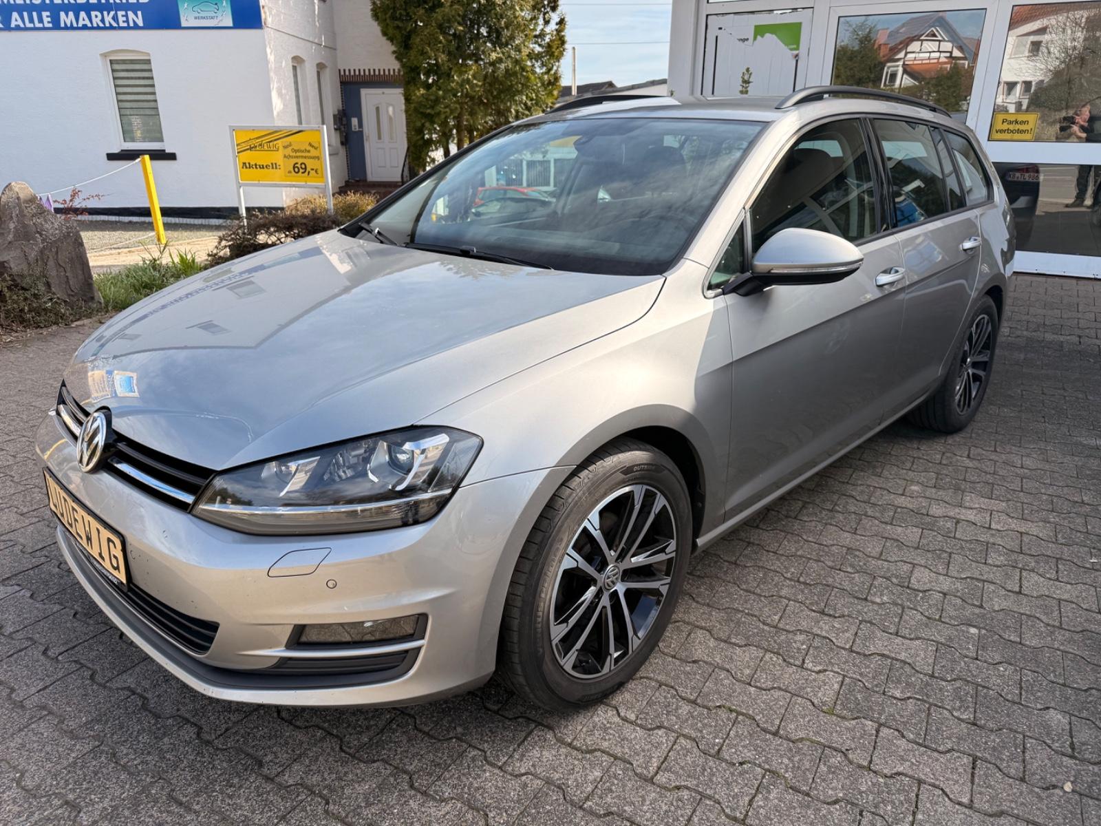 Volkswagen Golf VII Variant Comfortline 2.0 TDI TÜV NEU