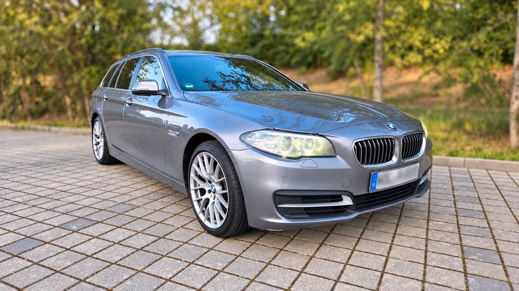 Image of BMW 520
