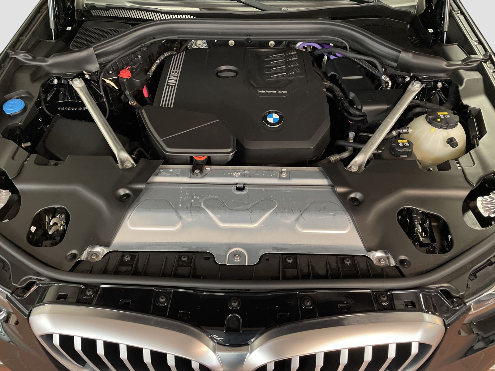 BMW X3 xDrive20i Navi AHK Kamera Pano.Dach LED foto 12