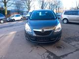 Opel Meriva 1.4 - Opel Meriva Gebrauchtwagen in Stuttgart