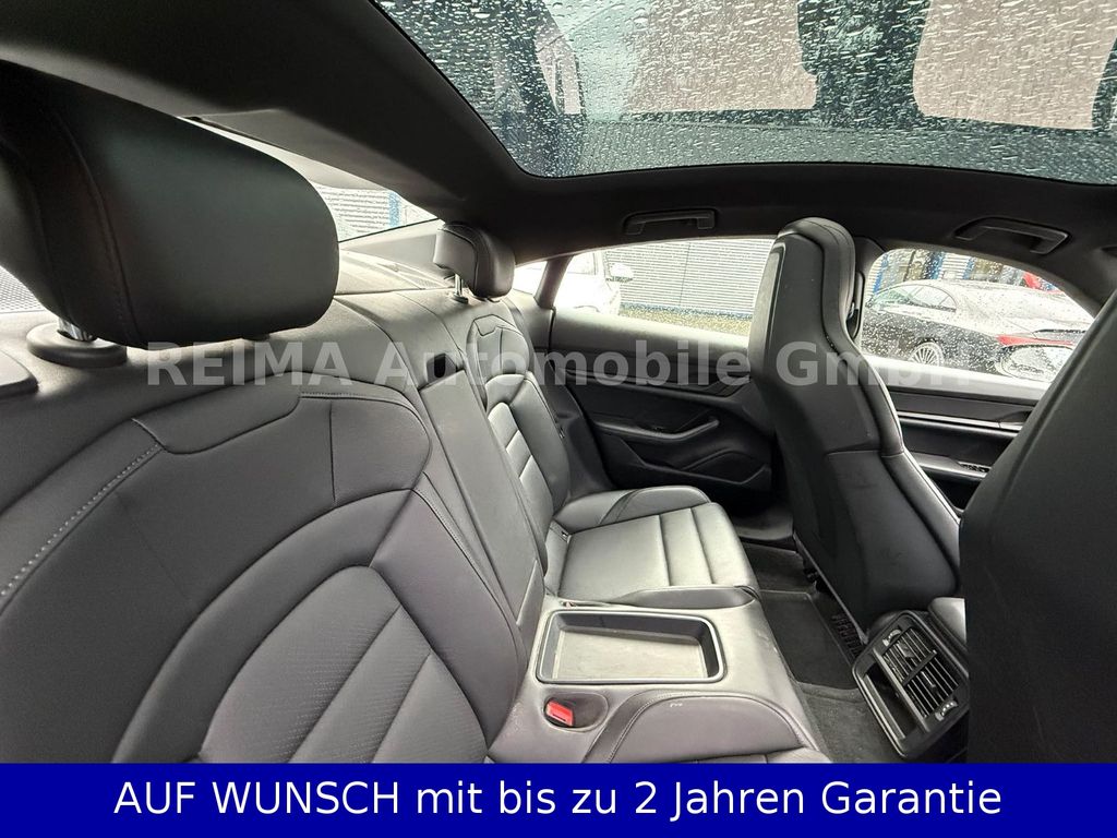 PORSCHE Taycan 2021