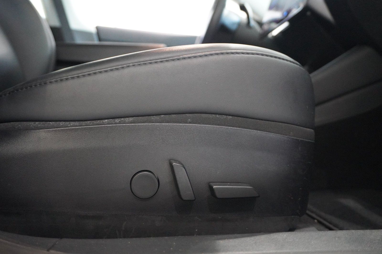 Fahrzeugabbildung Tesla Model 3 PERFORMANCE DUAL-MOTOR NAVI/LED/KAMERA