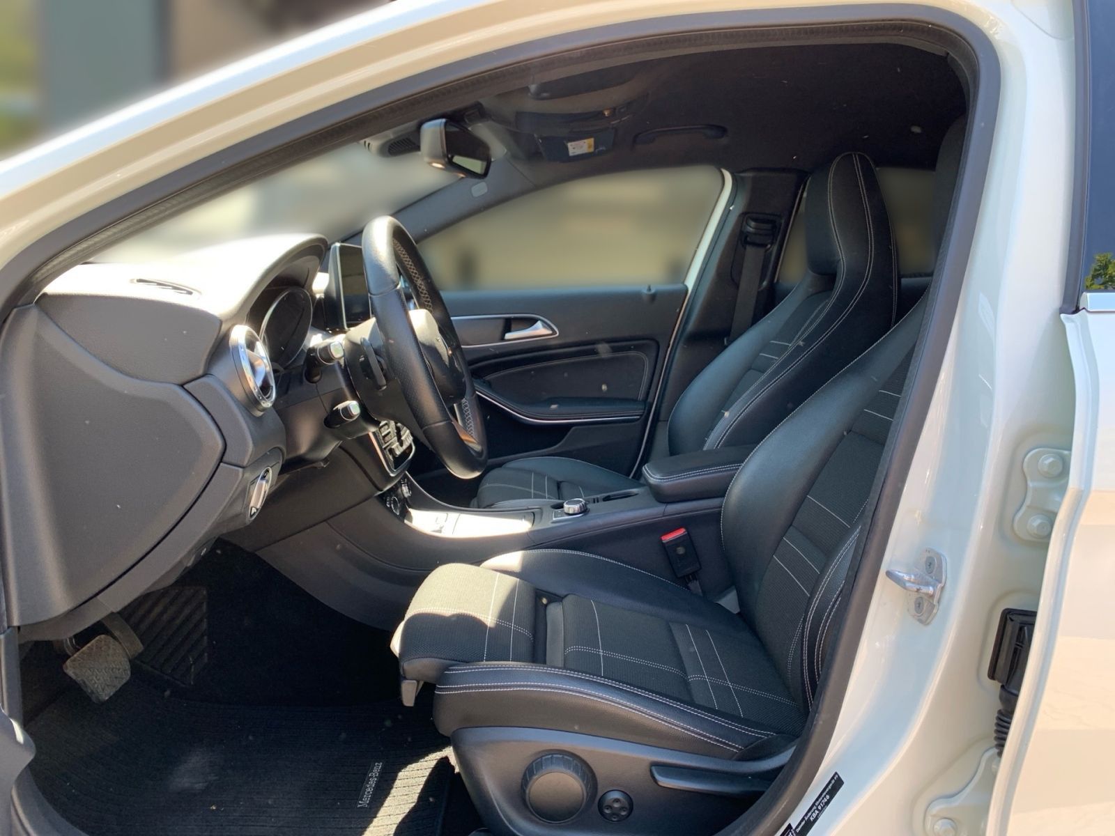 Fahrzeugabbildung Mercedes-Benz GLA 220 d 7-DCT Urban Bavi Kamera Xenon