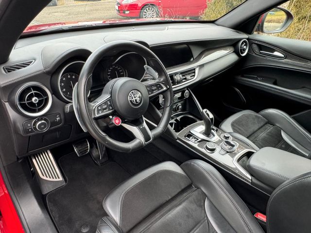 ALFA ROMEO Stelvio Quadrifoglio 2.9V6 Bi-Turbo Carbon-Brems