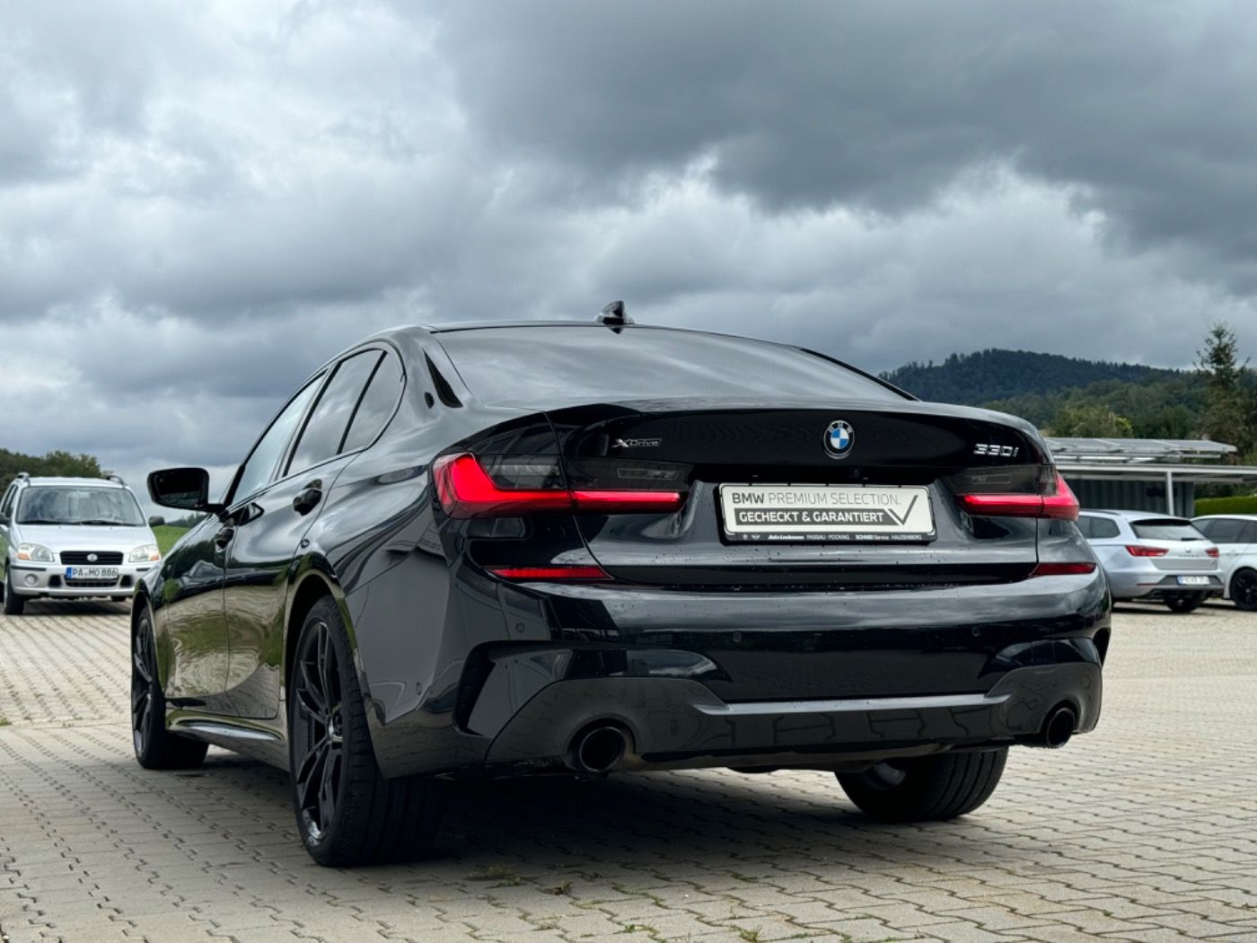 Fahrzeugabbildung BMW 330i xDrive Lim. M-Sport LASER 2 JAHRE GARANTIE