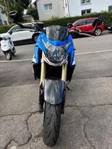 Suzuki GSR 750 - SUZUKI GSR 750