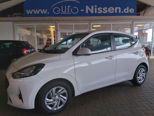 Hyundai i10 1,0 Select 5-Gang KAMERA NAVI NEBELS PDC