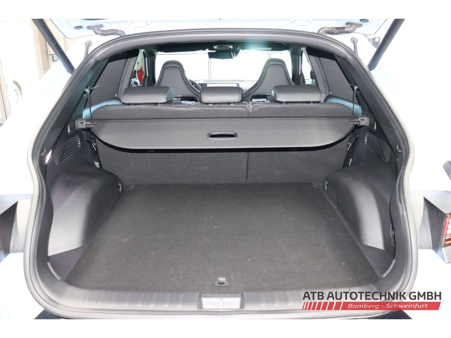 Fahrzeugabbildung Hyundai IONIQ 5 N 84kWh 609PS 4WD 98,5% SOH HUD Navi Sou