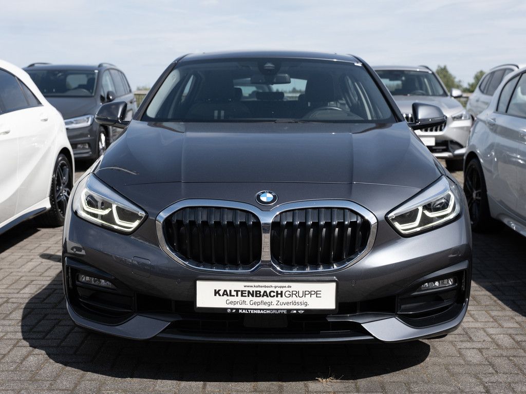BMW 118d Sport Line PANO HUD LED W-LAN NAVI SHZ PDC imagem 3