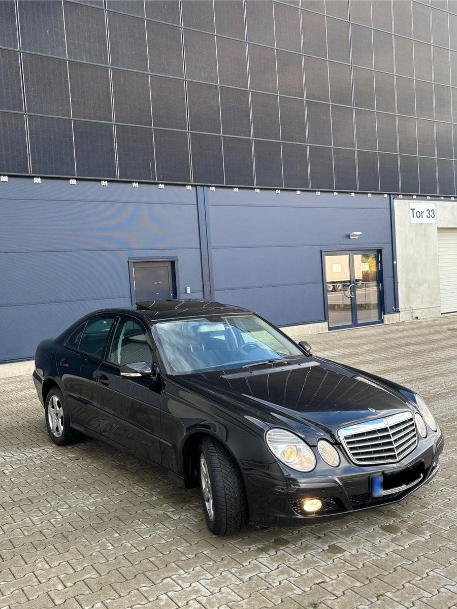 Mercedes-Benz E 200