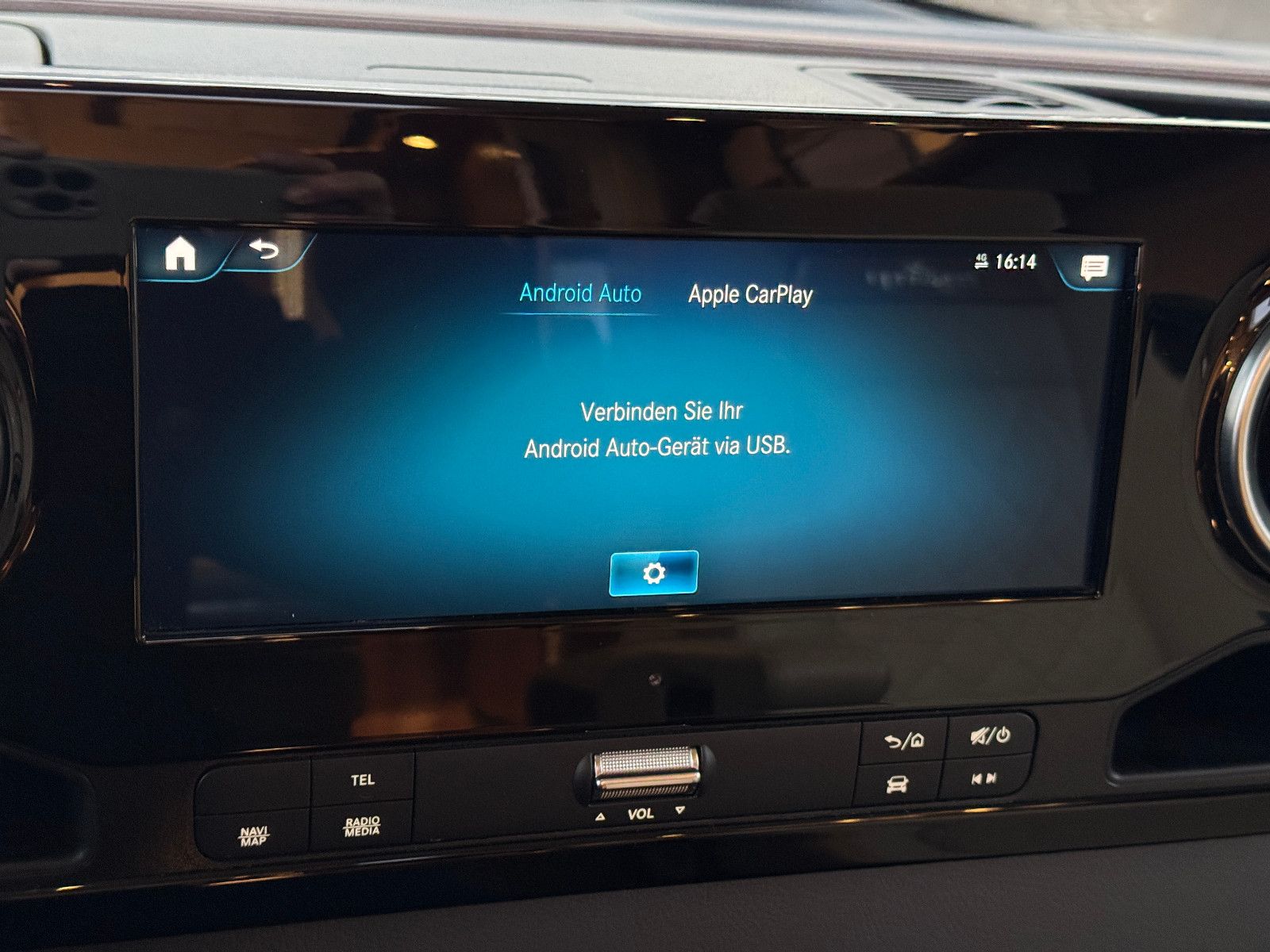 Fahrzeugabbildung Carthago Chic e-line I 51 QB MERCEDES 418 CDI 9GT 1.HAND