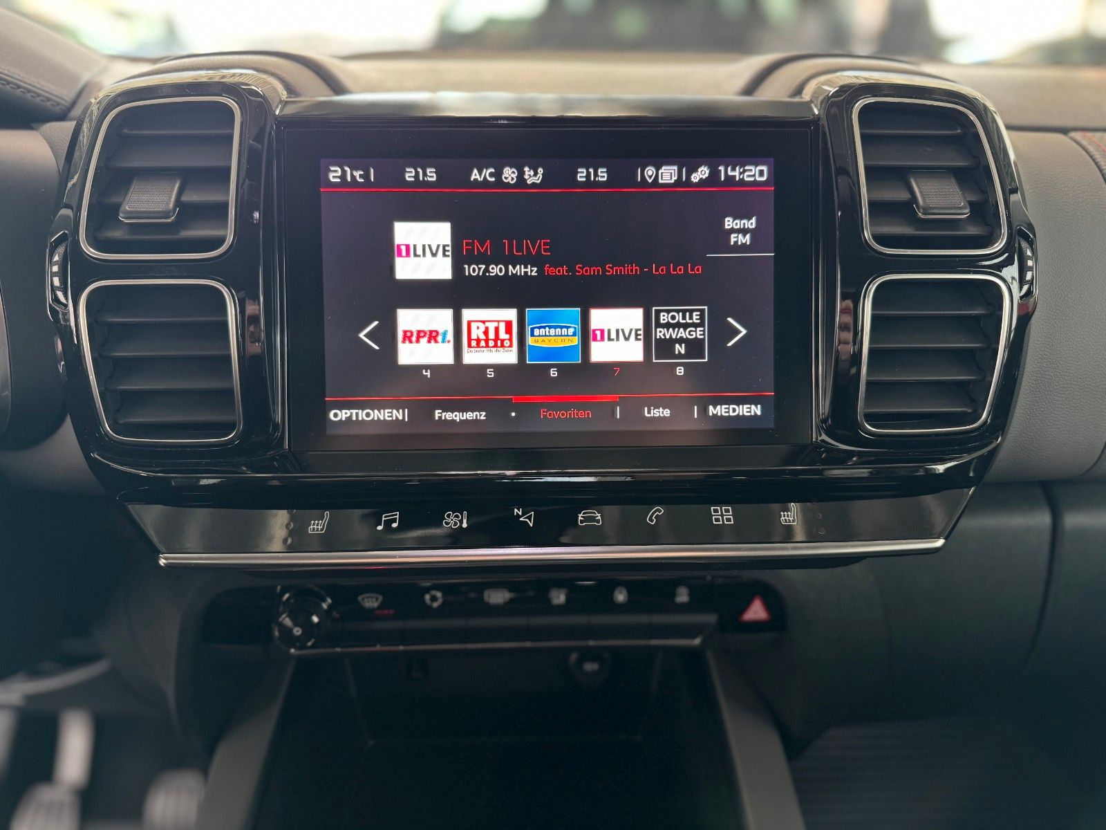 Fahrzeugabbildung Citroën C5 Aircross 1.2 130 Feel   "DAB 19"-LM Tempomat"