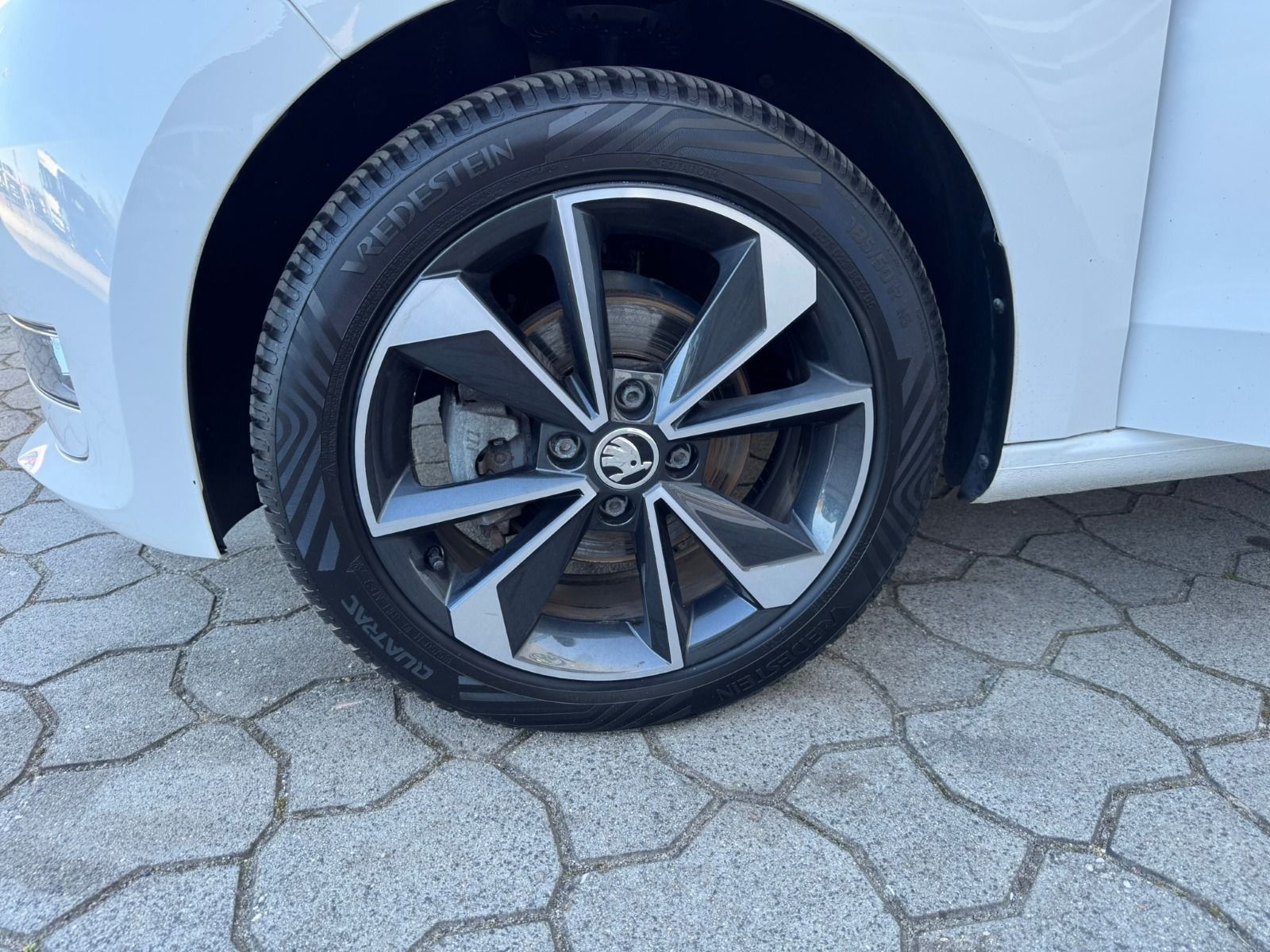 Fahrzeugabbildung SKODA Citigo e iV Style*SHZ*PDC*CCS*Allwetter