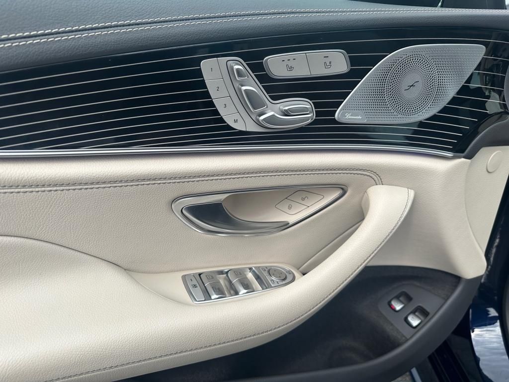 Fahrzeugabbildung Mercedes-Benz CLS 400 d 4M AMG AHK Airmatic ACC HUD Memo Sport