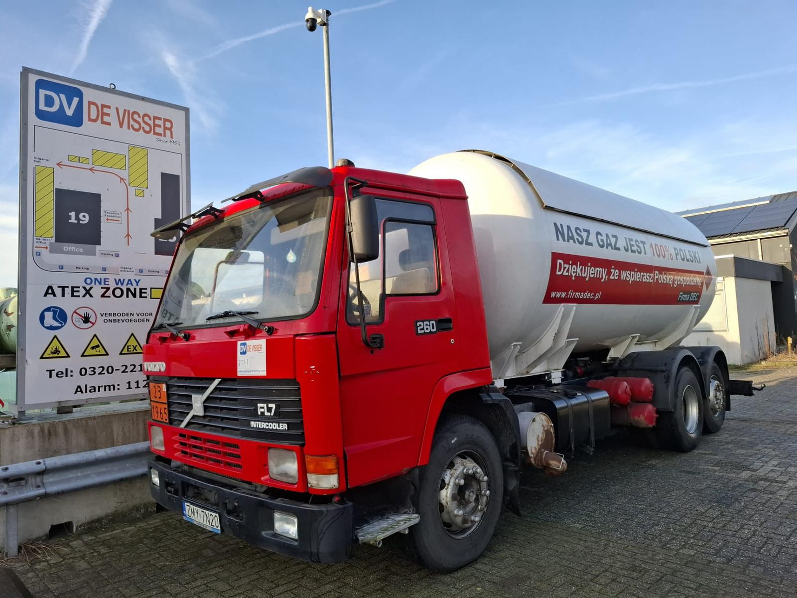 Volvo FL7 260 6x2 21550 Liter Gas tank truck ID 2.171