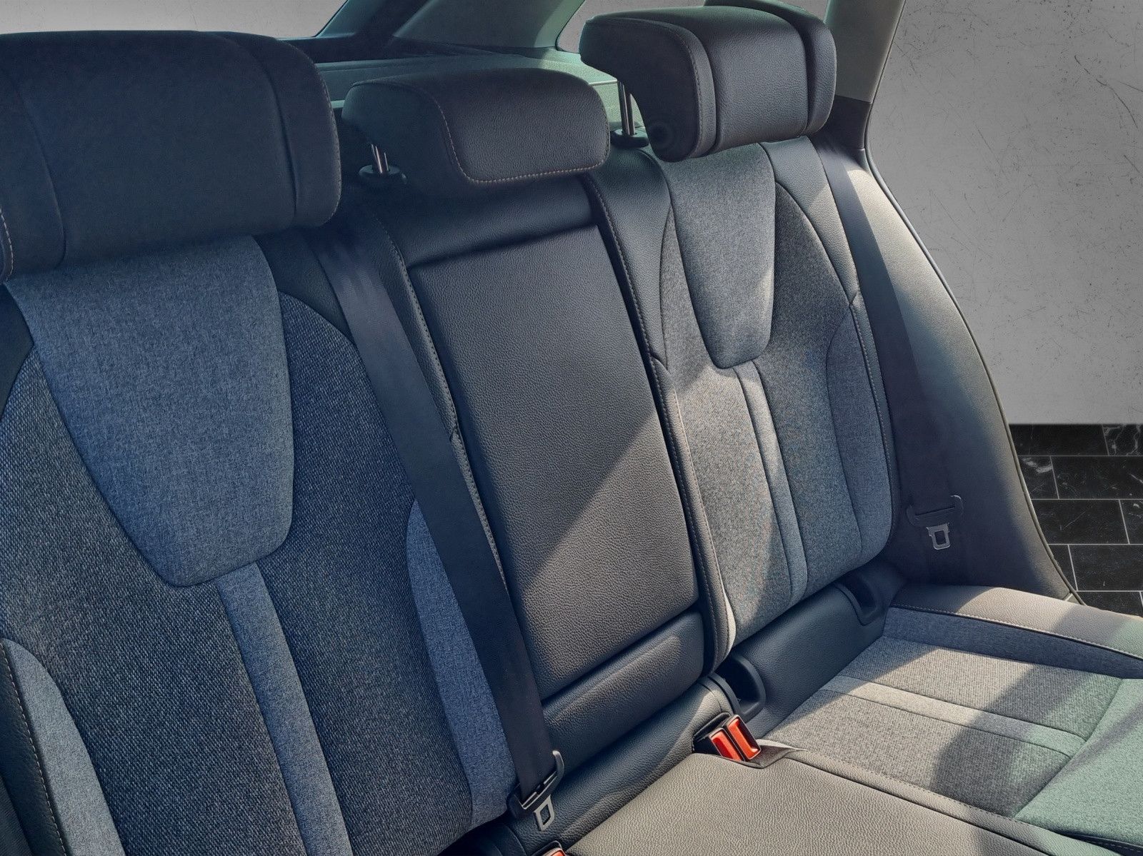 Fahrzeugabbildung SKODA Octavia Combi Balance 2,0TDI AHK Kamera
