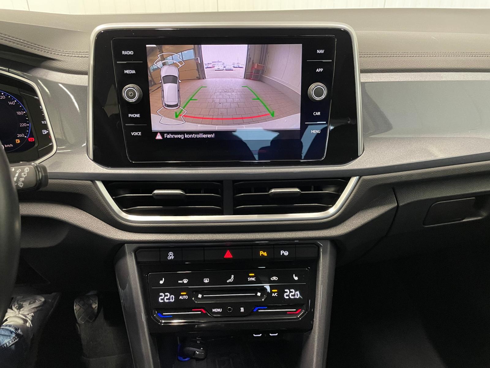 Volkswagen T-Roc Style 1.0 TSI STANDHZG RFK ACC LED SHZ, миниатюра 19