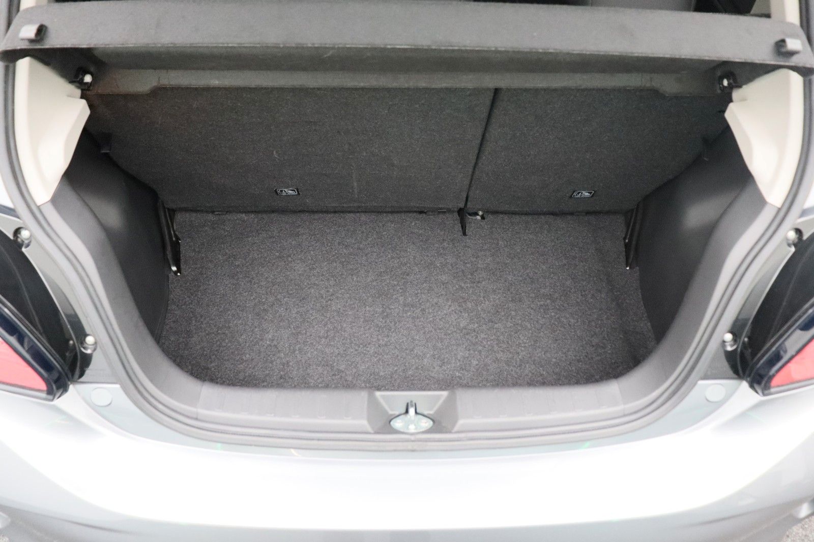 Fahrzeugabbildung Mitsubishi Space Star 1.2 Intro Edition+