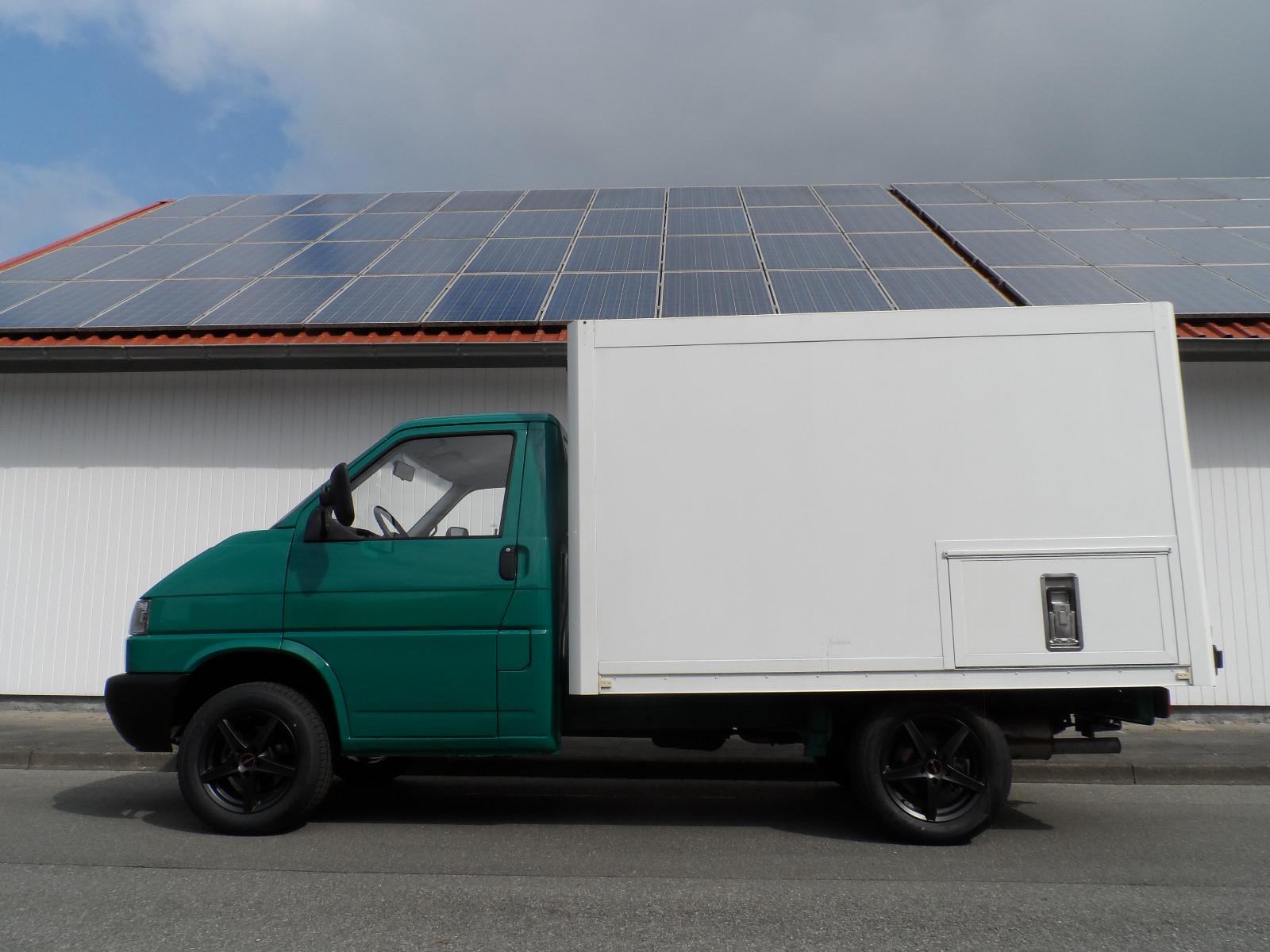 Volkswagen T4 2,5l Benzin SYNCRO Koffer Doppelairbag Sperre